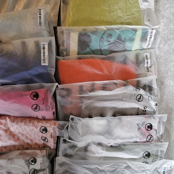 Shein 21 Dresses, tops, pants, pj's, NEW Size S-M - Picture 11 of 13